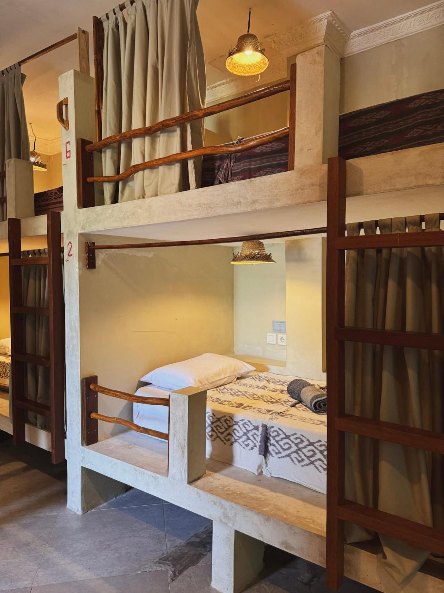 Secret Spot Surf And Stay Kuta  외부 사진